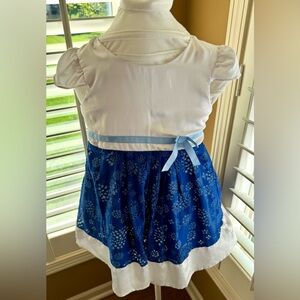 Girls White & Blue Floral Eyelet Dress w/ Ribbon Bow Size 6/6X